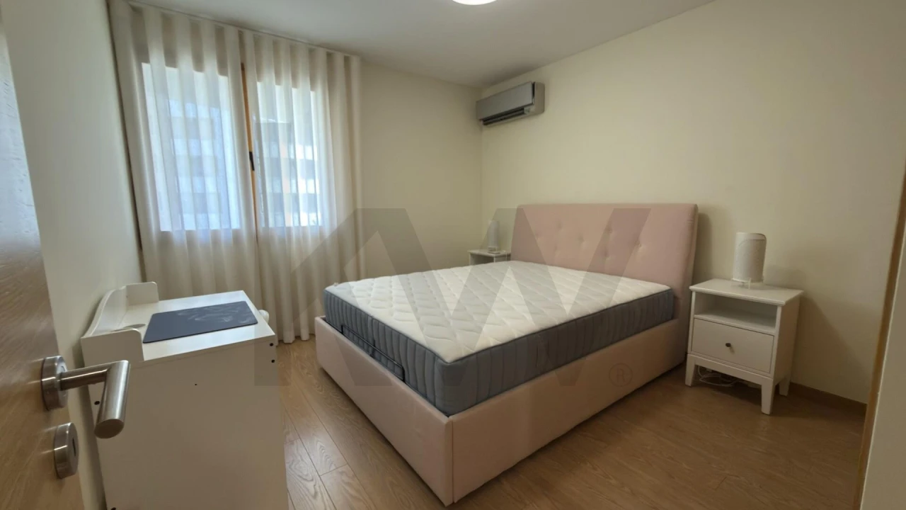 Apartamento T3 para Arrendamento em Loures Foto 11