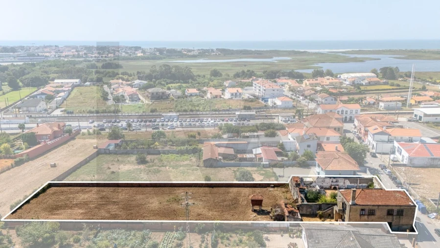 Moradia T3 para Venda em Esmoriz Foto 16
