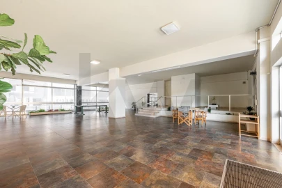 Apartamento T3 para Venda em Lordelo do Ouro e Massarelos