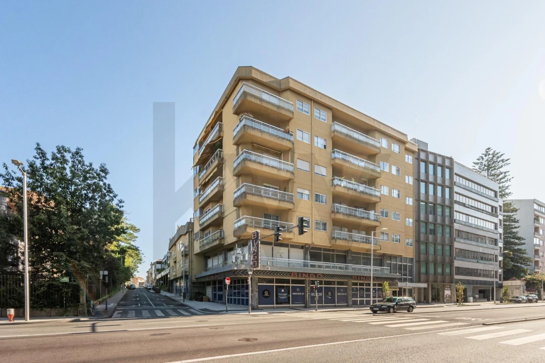 Apartamento T3 para Venda em Lordelo do Ouro e Massarelos Foto 38
