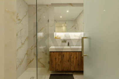 Apartamento T4 para Venda em Carcavelos e Parede