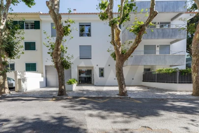 Apartamento T4 para Venda em Carcavelos e Parede