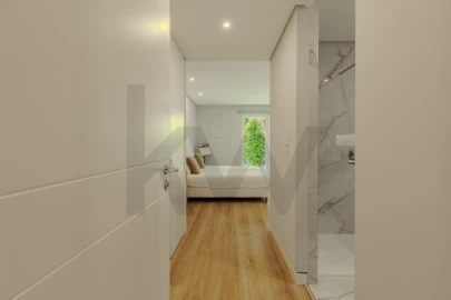Apartamento T4 para Venda em Carcavelos e Parede