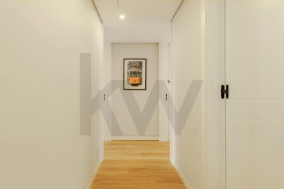 Apartamento T4 para Venda em Carcavelos e Parede