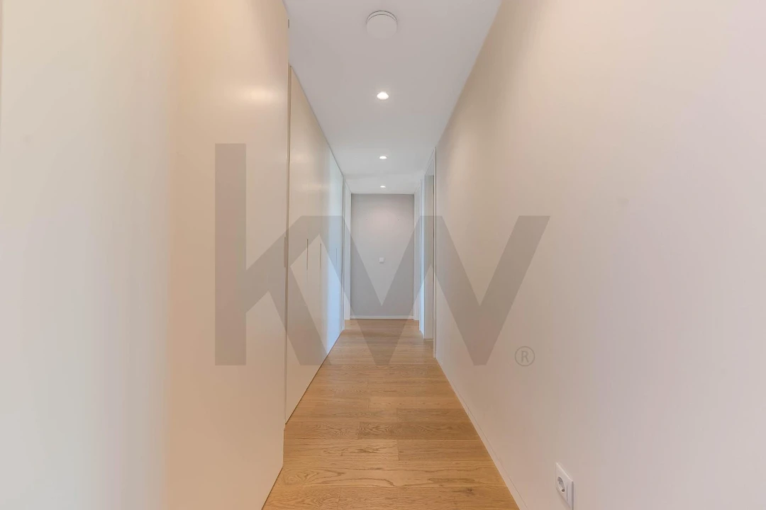 Apartamento T3 para Venda em Campolide Foto 43