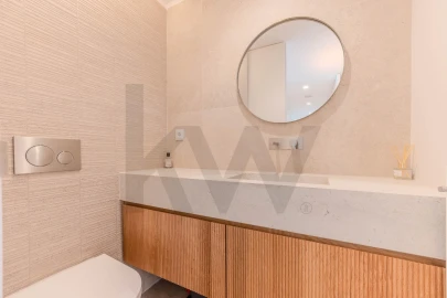 Apartamento T3 para Venda em Campolide