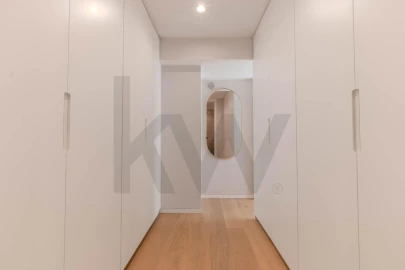 Apartamento T3 para Venda em Campolide