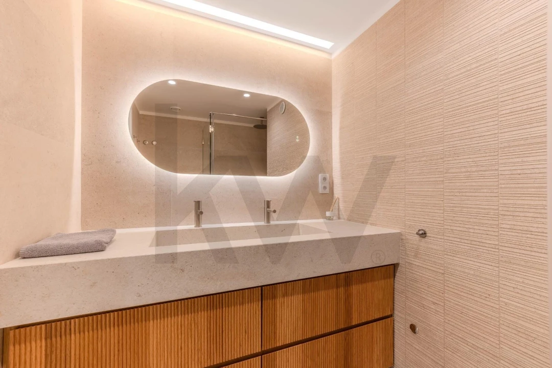 Apartamento T3 para Venda em Campolide Foto 41