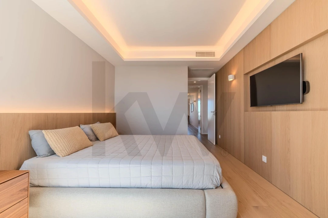 Apartamento T3 para Venda em Campolide Foto 33