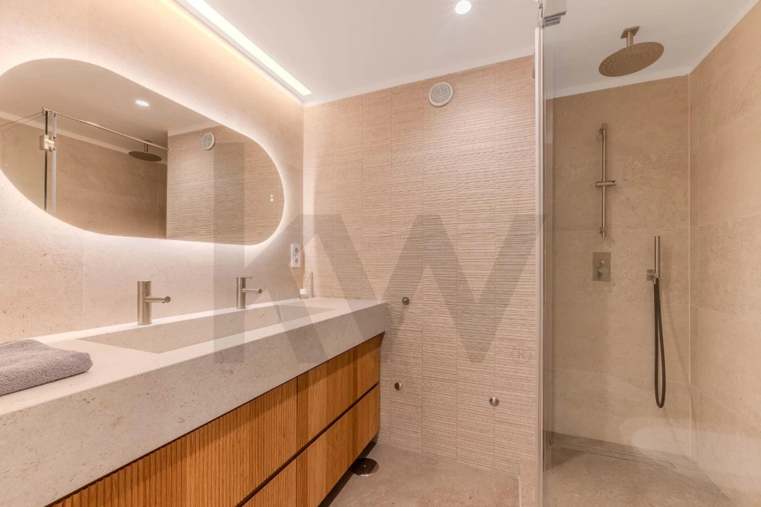 Apartamento T3 para Venda em Campolide Foto 40