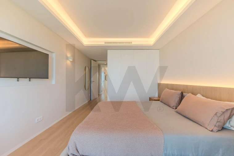 Apartamento T3 para Venda em Campolide Foto 31