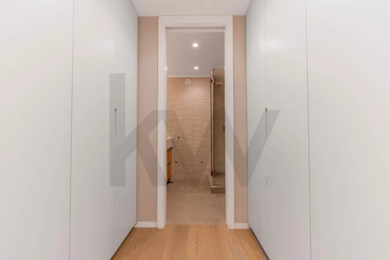 Apartamento T3 para Venda em Campolide Foto 37