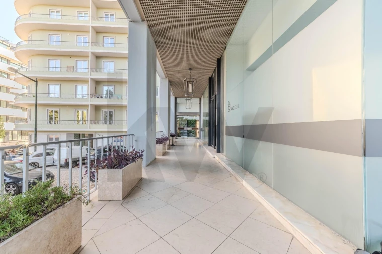 Apartamento T3 para Venda em Campolide Foto 49