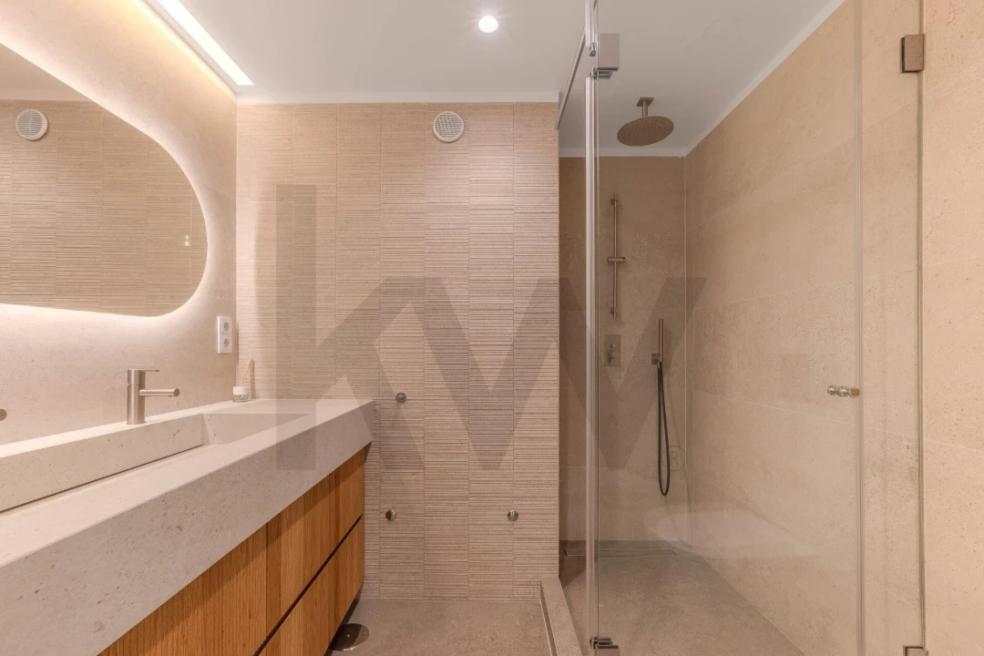 Apartamento T3 para Venda em Campolide Foto 39