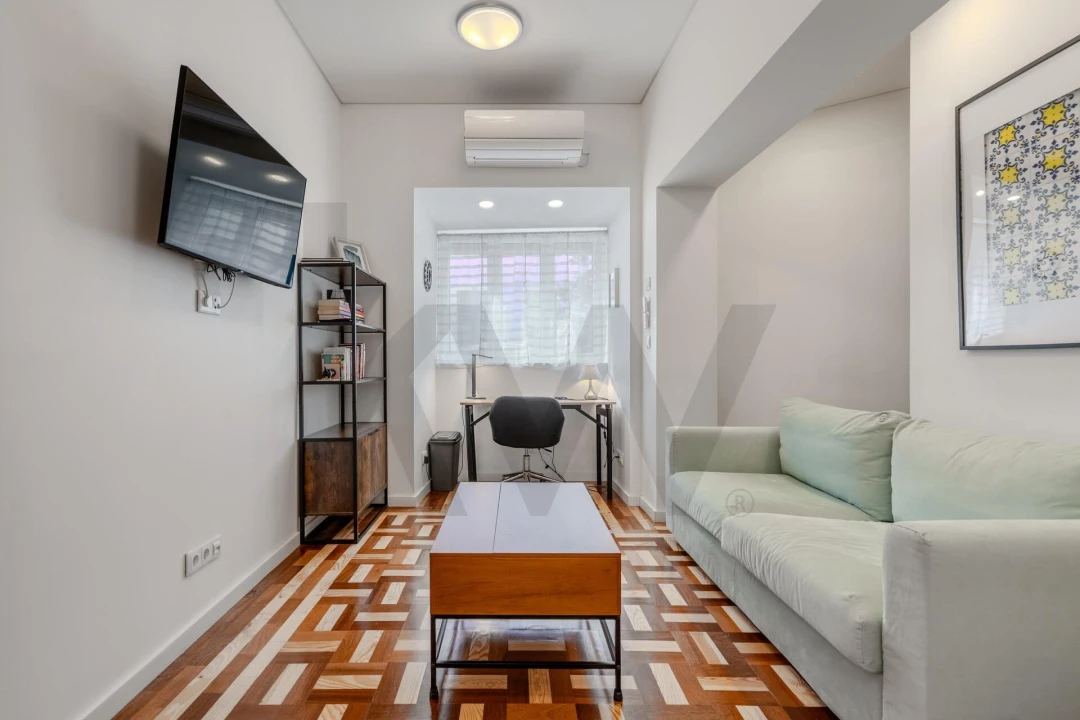 Apartamento T2 para Venda em Penha de França Foto 2