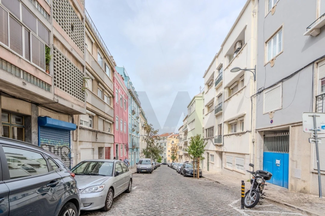 Apartamento T2 para Venda em Penha de França Foto 34
