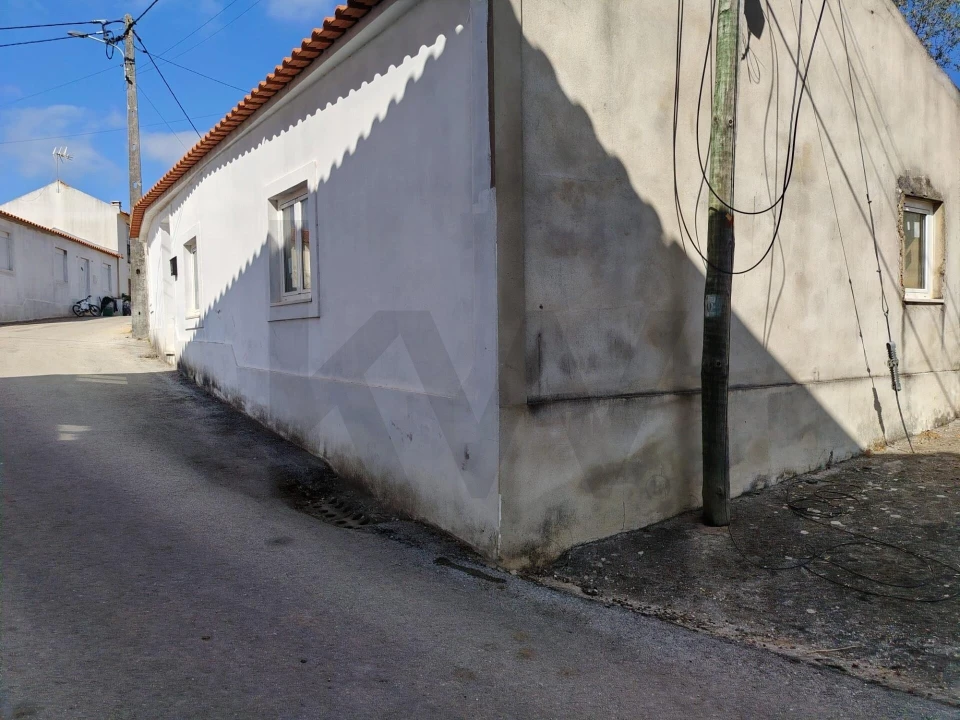 Moradia T3 para Venda em Maxial e Monte Redondo Foto 6