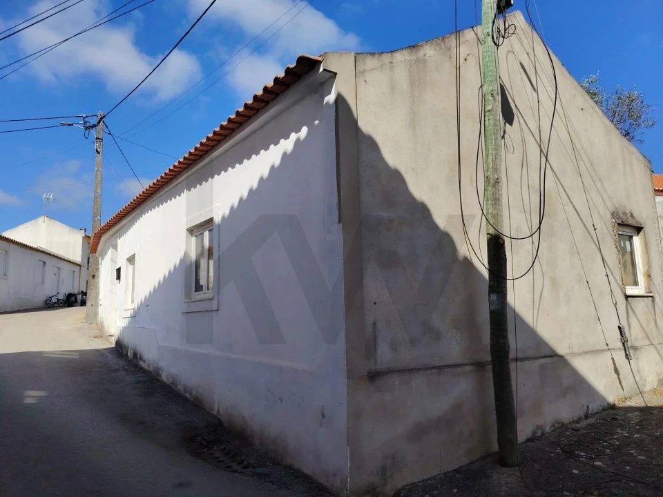 Moradia T3 para Venda em Maxial e Monte Redondo Foto 5