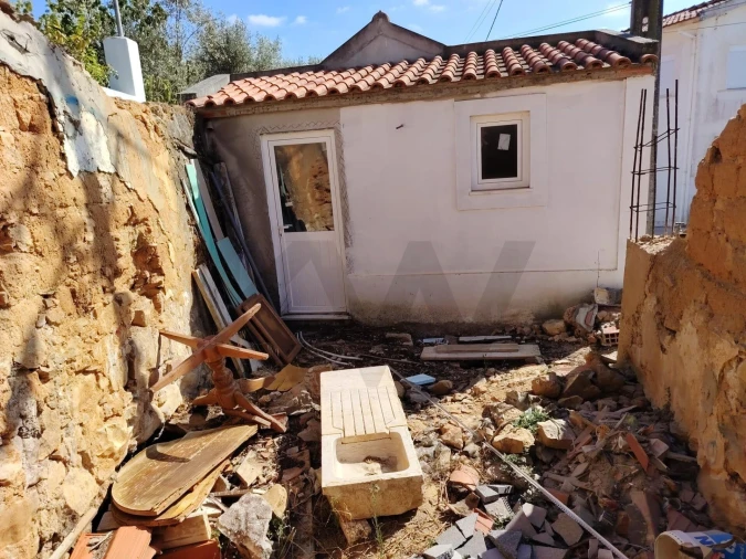 Moradia T3 para Venda em Maxial e Monte Redondo Foto 7