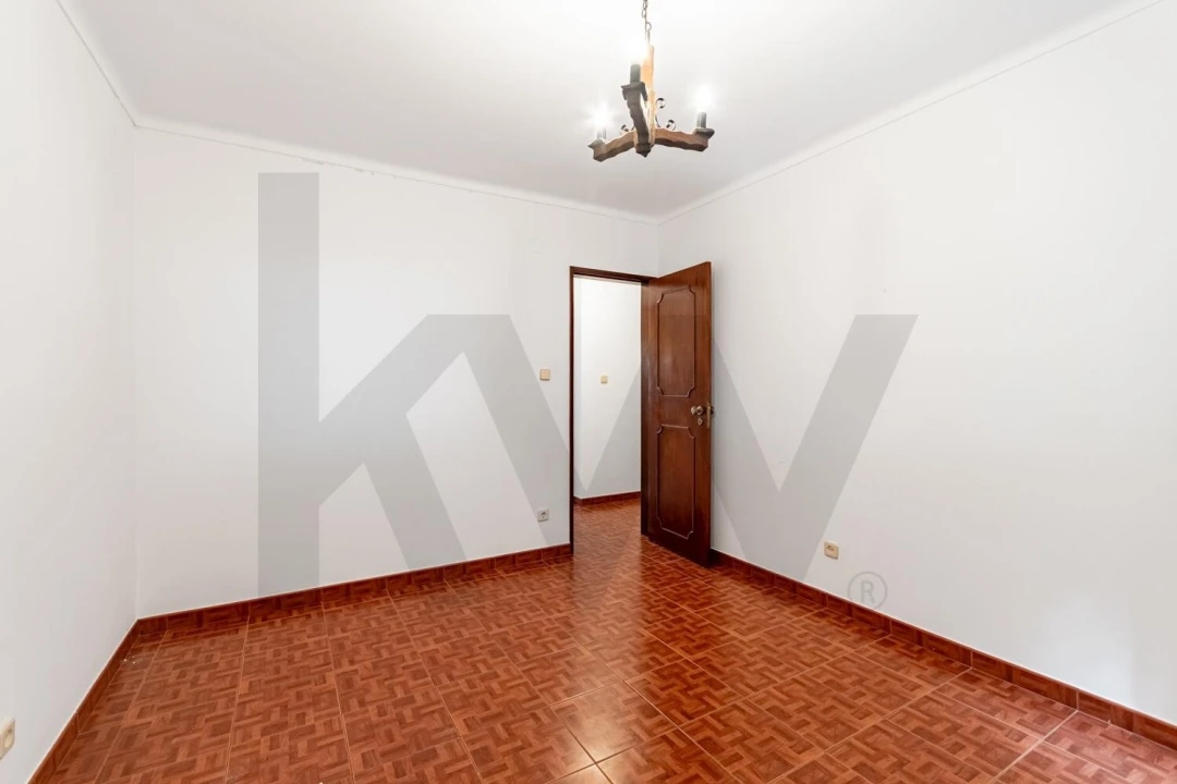 Apartamento T3 para Venda em Algueirão-Mem Martins Foto 22