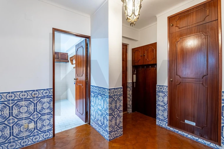 Apartamento T3 para Venda em Algueirão-Mem Martins Foto 7