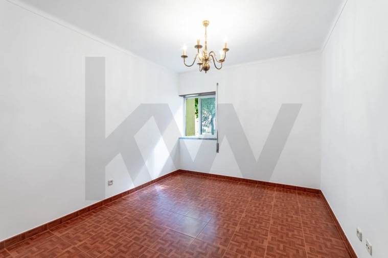 Apartamento T3 para Venda em Algueirão-Mem Martins Foto 18