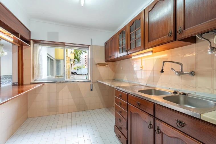 Apartamento T3 para Venda em Algueirão-Mem Martins Foto 10