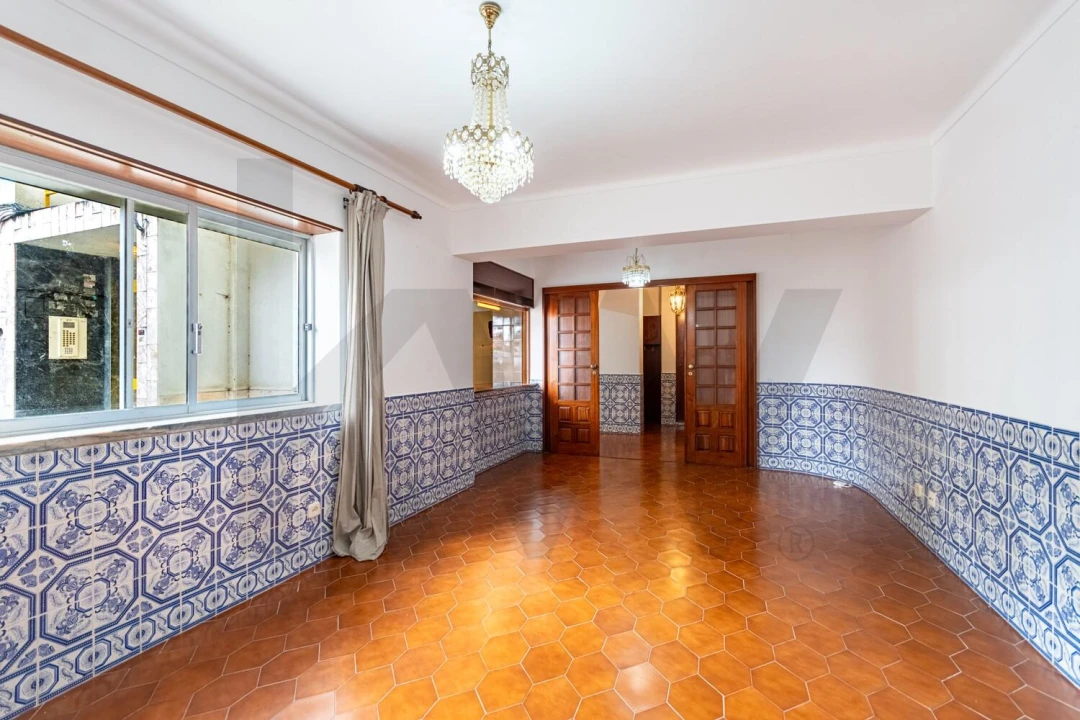 Apartamento T3 para Venda em Algueirão-Mem Martins Foto 1