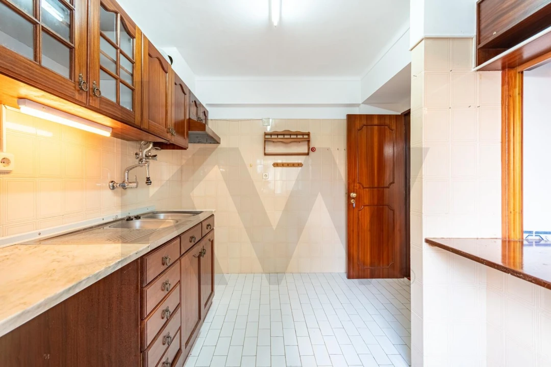 Apartamento T3 para Venda em Algueirão-Mem Martins Foto 9