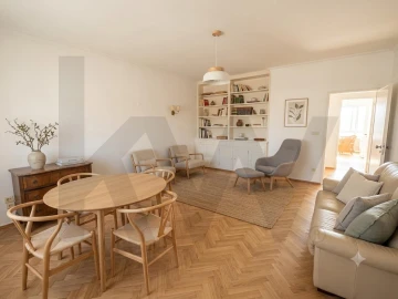 Apartamento T2 para Venda em Carcavelos e Parede