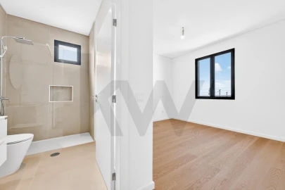 Moradia T4 para Venda em São Martinho