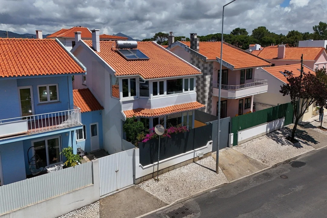 Moradia T4 para Venda em Cascais e Estoril Foto 37