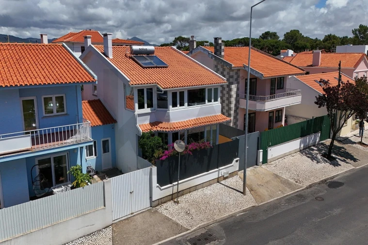 Moradia T4 para Venda em Cascais e Estoril Foto 37
