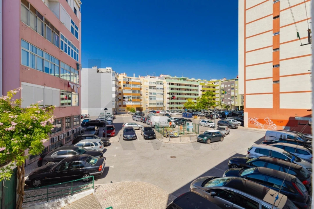 Apartamento T2 para Venda em União das Freguesias de Setúbal Foto 12