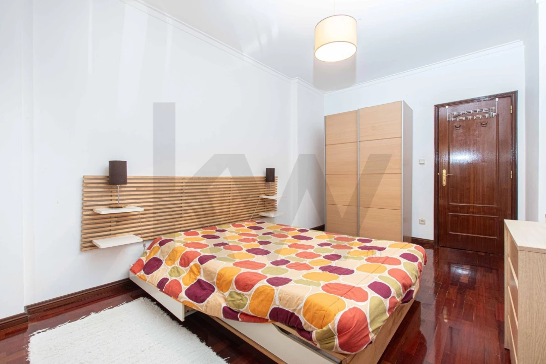 Apartamento T1 para Venda em Algueirão-Mem Martins Foto 6