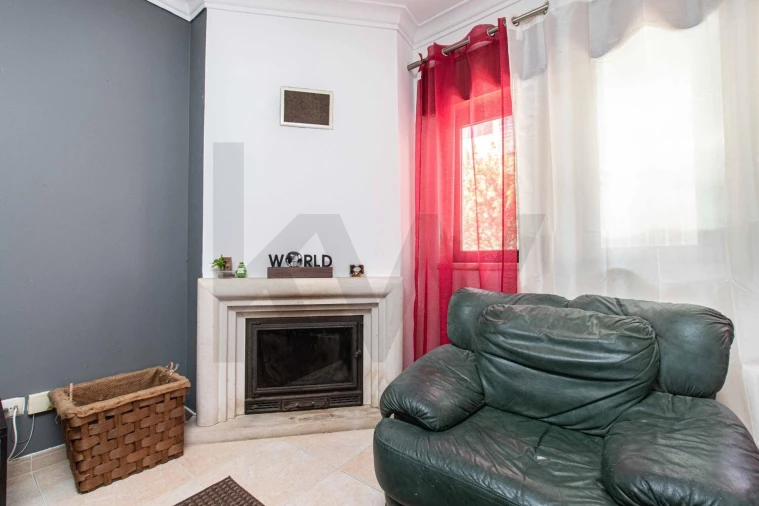 Apartamento T1 para Venda em Algueirão-Mem Martins Foto 15