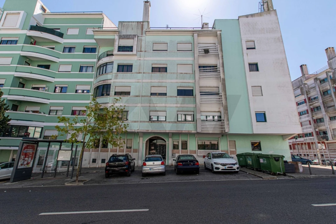 Apartamento T1 para Venda em Algueirão-Mem Martins Foto 9