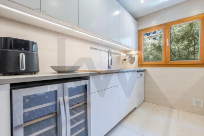 Apartamento T2 para Venda em Santo António dos Cavaleiros e Frielas