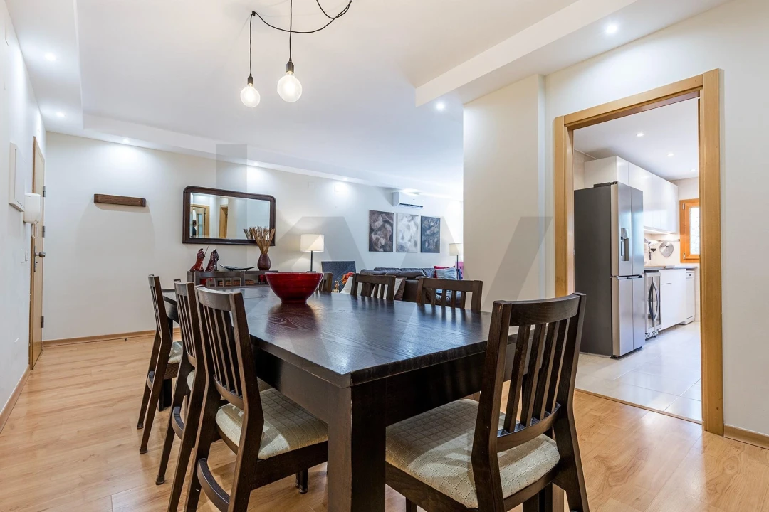 Apartamento T2 para Venda em Santo António dos Cavaleiros e Frielas Foto 9