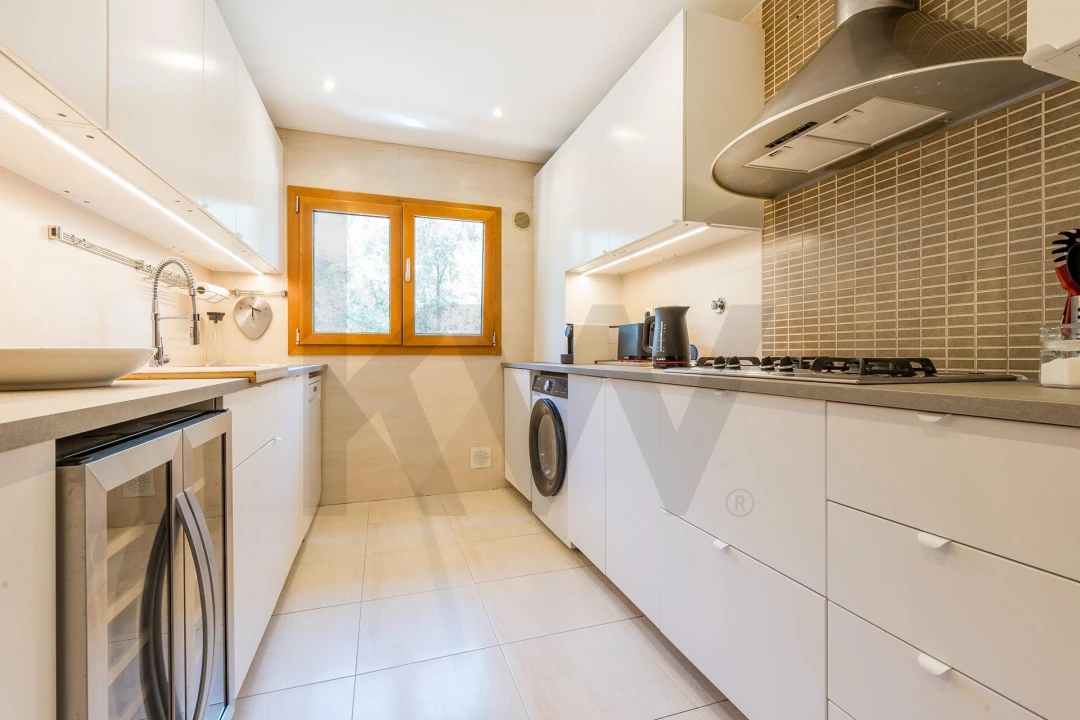 Apartamento T2 para Venda em Santo António dos Cavaleiros e Frielas Foto 14