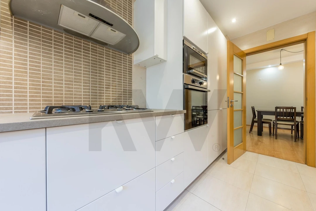 Apartamento T2 para Venda em Santo António dos Cavaleiros e Frielas Foto 15