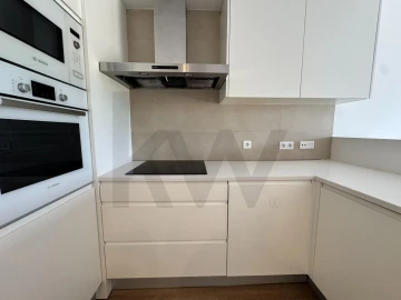 Apartamento T1 para Arrendamento em Seixal, Arrentela e Aldeia de Paio Pires