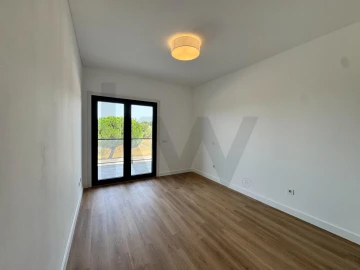 Apartamento T1 para Arrendamento em Seixal, Arrentela e Aldeia de Paio Pires