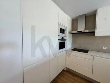 Apartamento T1 para Arrendamento em Seixal, Arrentela e Aldeia de Paio Pires