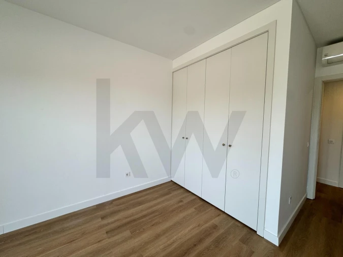 Apartamento T1 para Arrendamento em Seixal, Arrentela e Aldeia de Paio Pires Foto 11