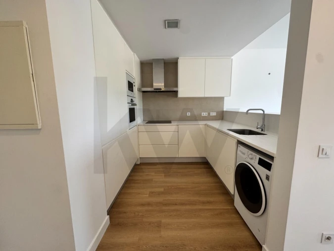 Apartamento T1 para Arrendamento em Seixal, Arrentela e Aldeia de Paio Pires Foto 6