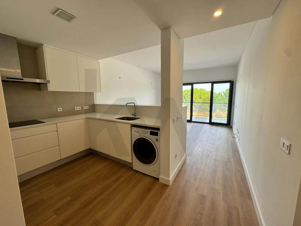 Apartamento T1 para Arrendamento em Seixal, Arrentela e Aldeia de Paio Pires Foto 1