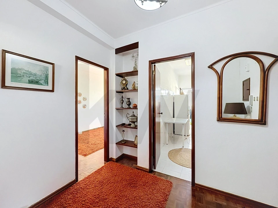 Apartamento T2 para Venda em Peniche Foto 2
