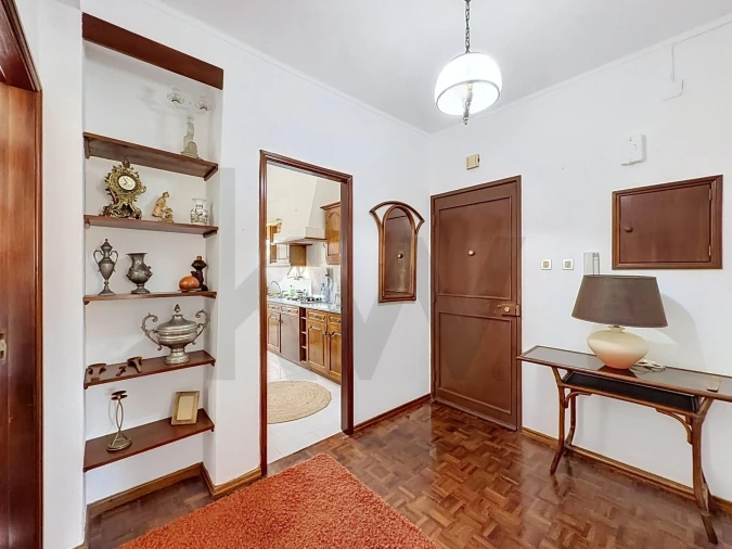 Apartamento T2 para Venda em Peniche Foto 3