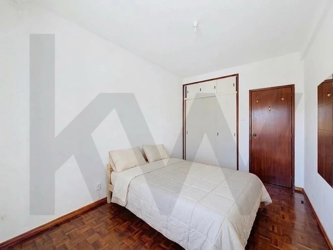 Apartamento T2 para Venda em Peniche Foto 15